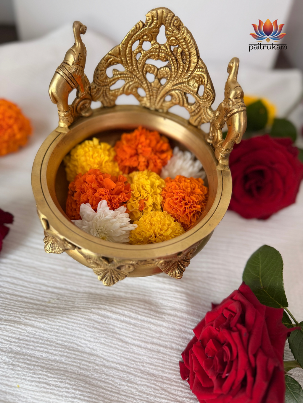 Uruli with Elephant Carving